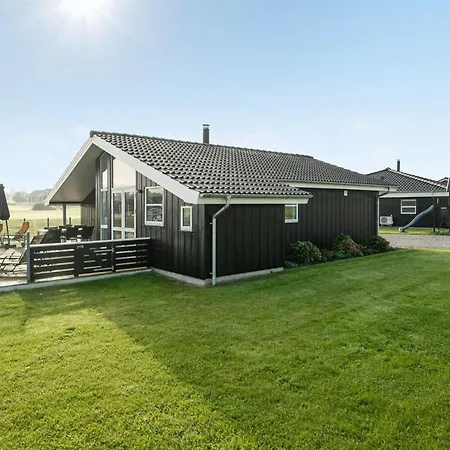 Сasa de vacaciones Naia - 200m From The Sea By Interhome *
