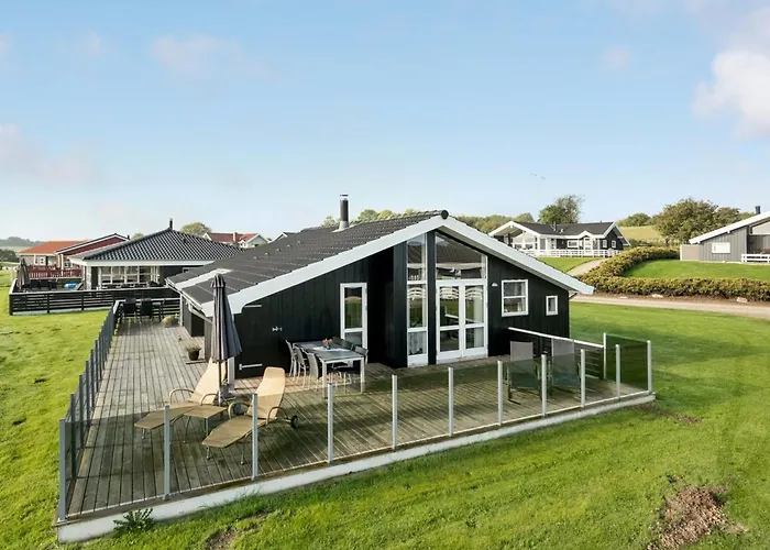 Naia - 200m From The Sea By Interhome